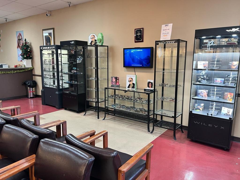 Desert Eye Care Eye Doctor EyeMed Provider Las Vegas NV